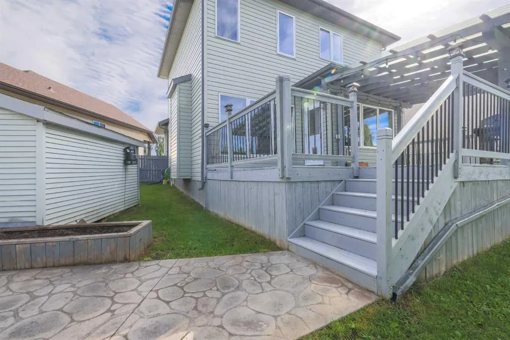 6810 59 Street Close