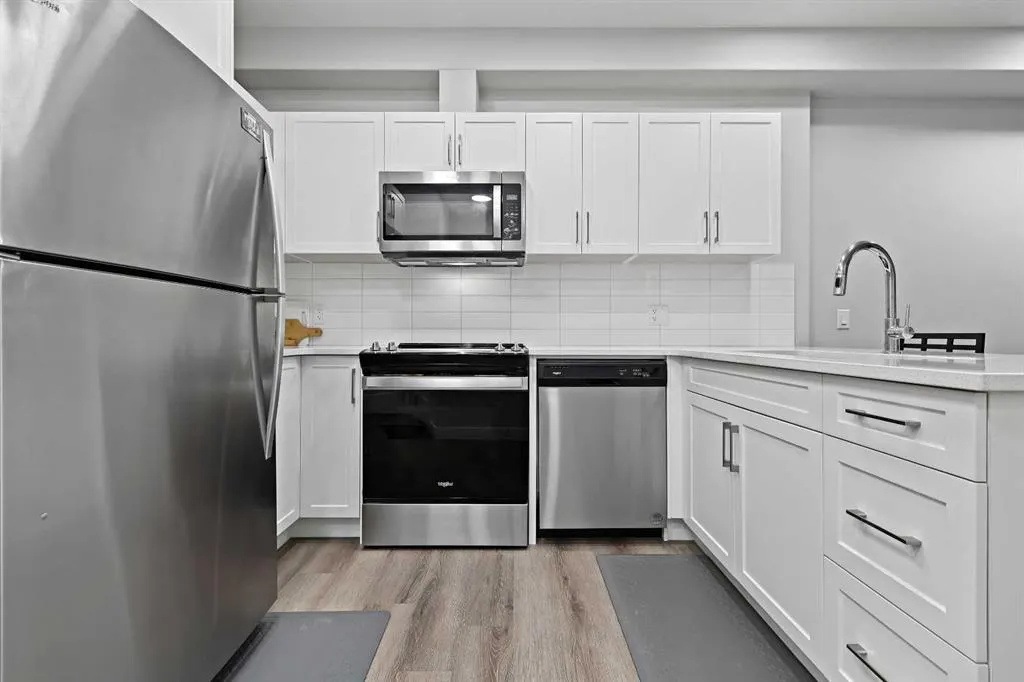 8355 19 Avenue SW, #105