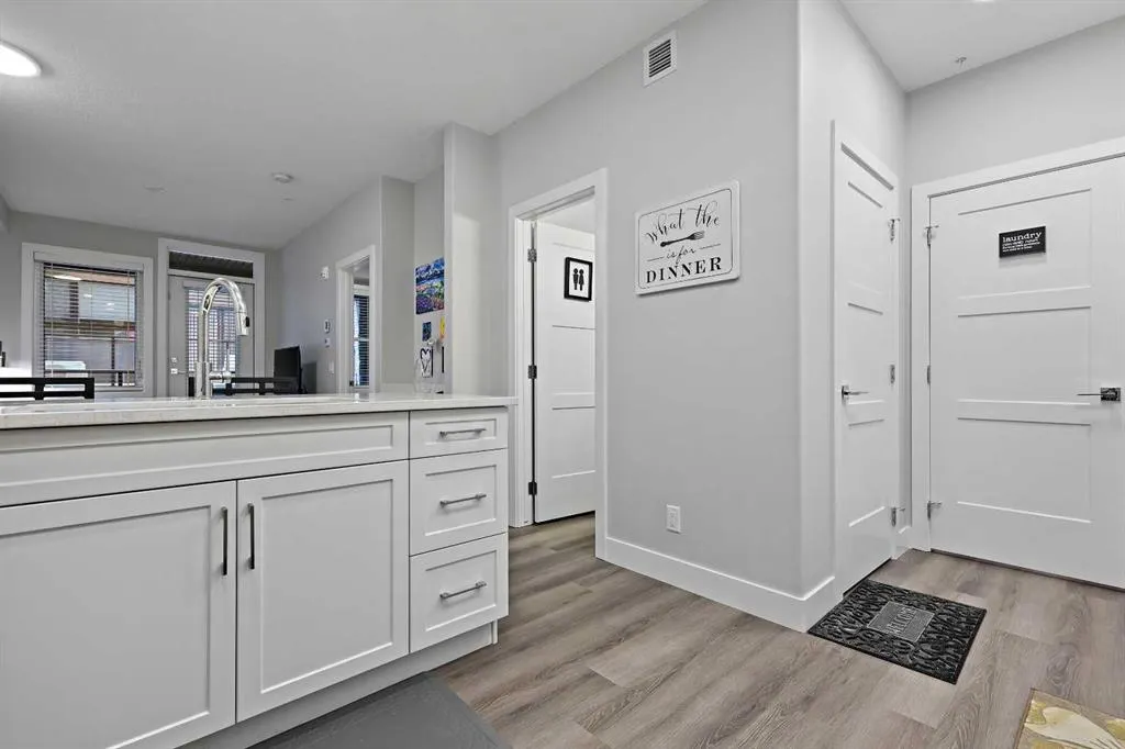 8355 19 Avenue SW, #105
