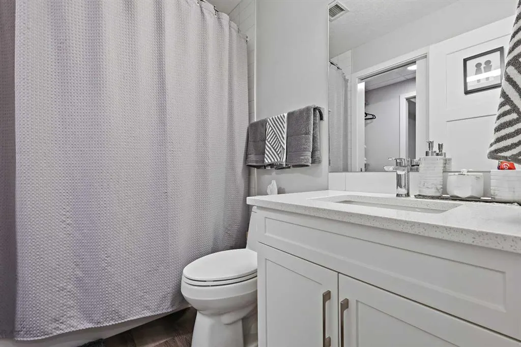 8355 19 Avenue SW, #105
