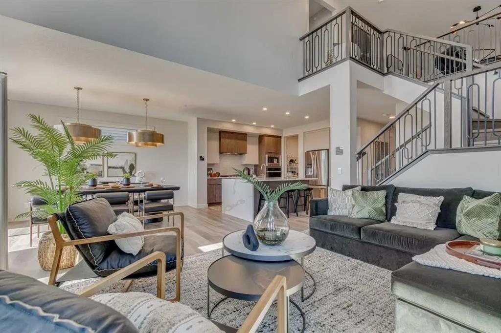 152 Hotchkiss Common SE