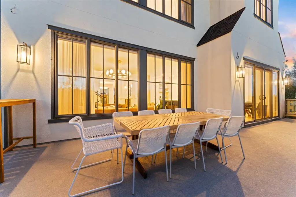 129 Glyde Park