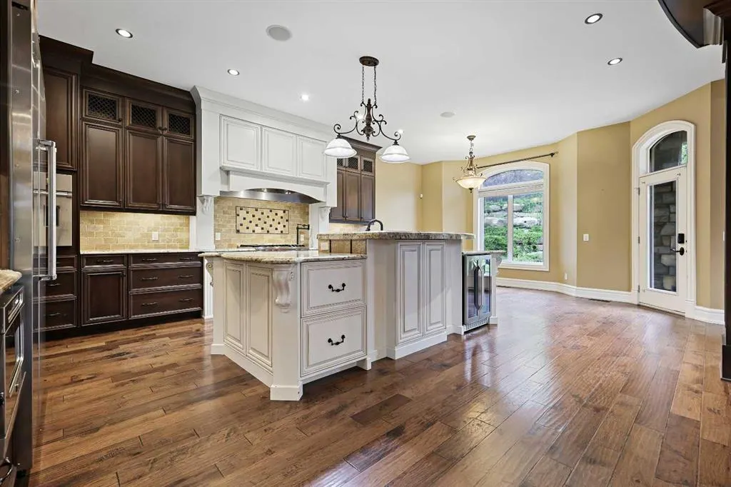 24 Fortress Court SW