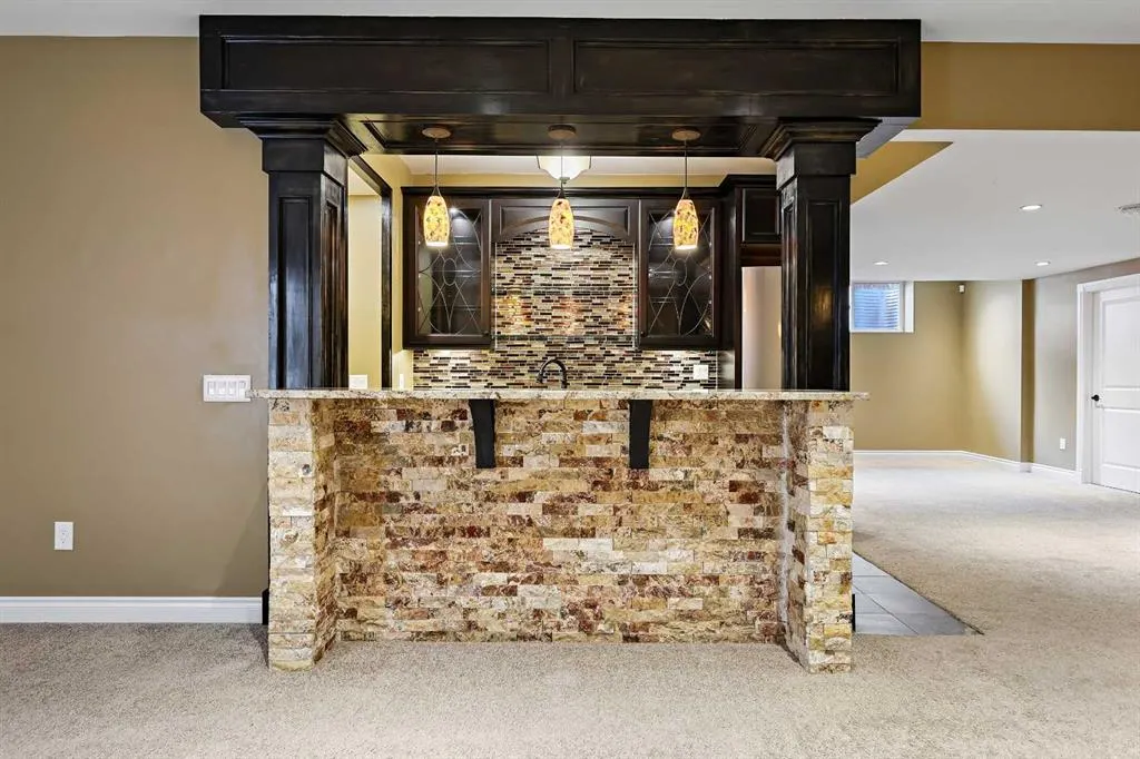 24 Fortress Court SW