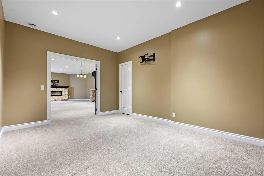 24 Fortress Court SW