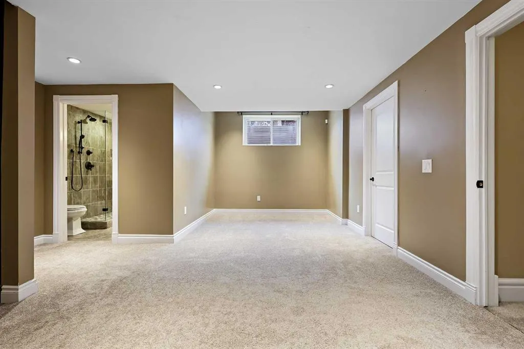 24 Fortress Court SW