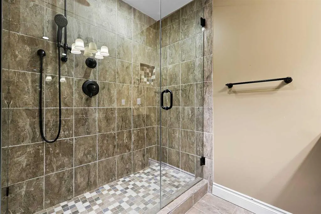 24 Fortress Court SW
