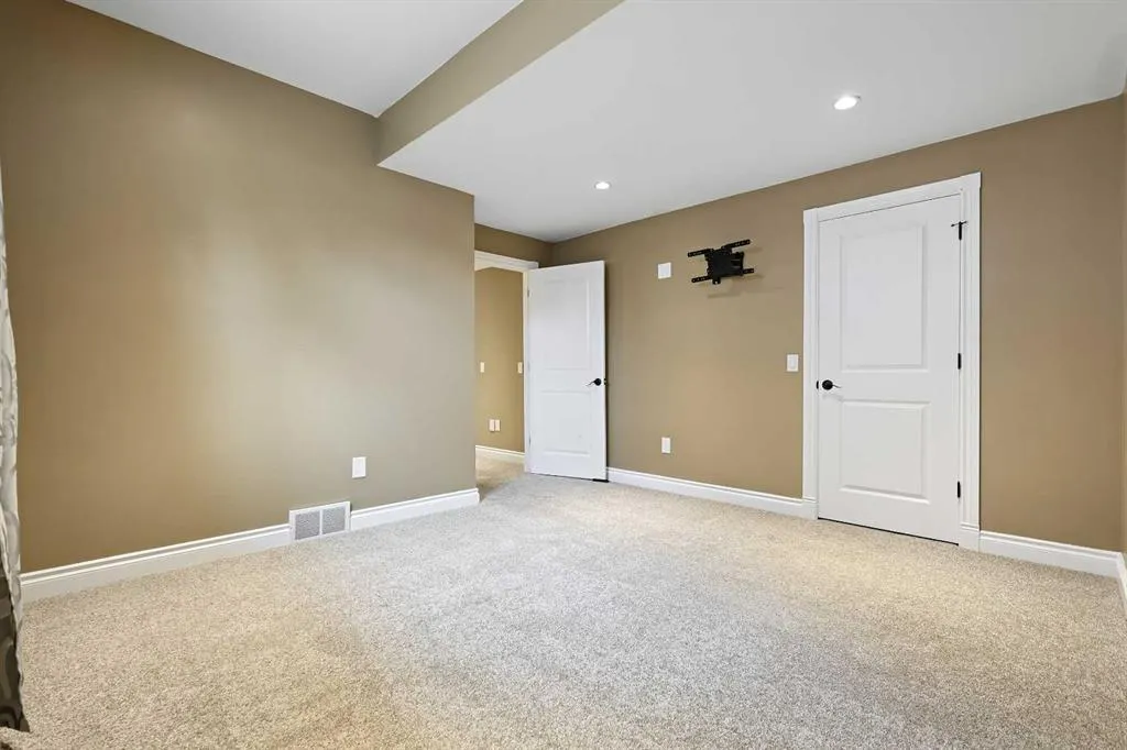 24 Fortress Court SW