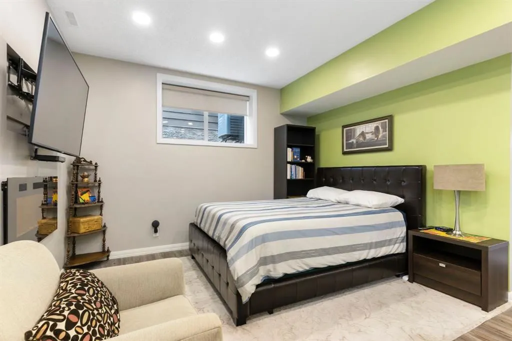 33 Sundown Grove