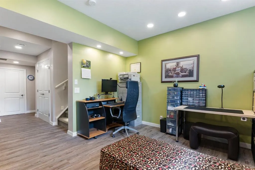 33 Sundown Grove