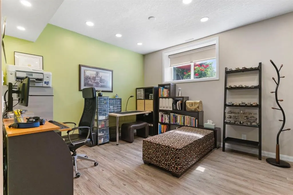 33 Sundown Grove