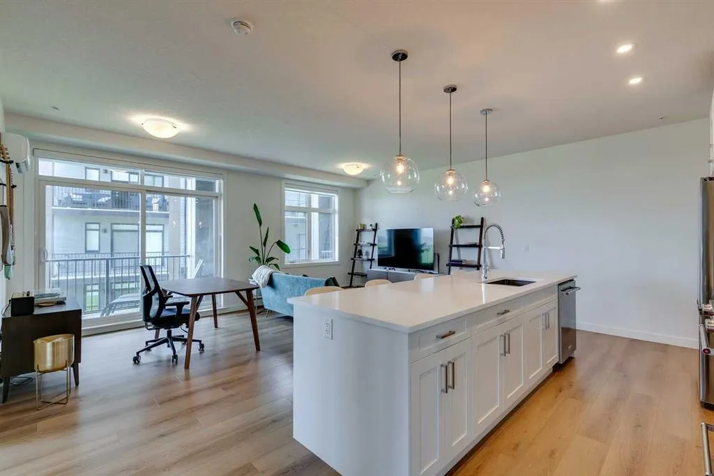 200 Seton Circle SE, #2216