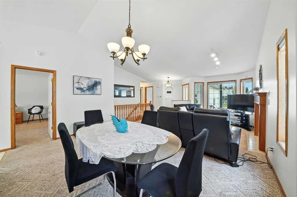 62 Rowell Close