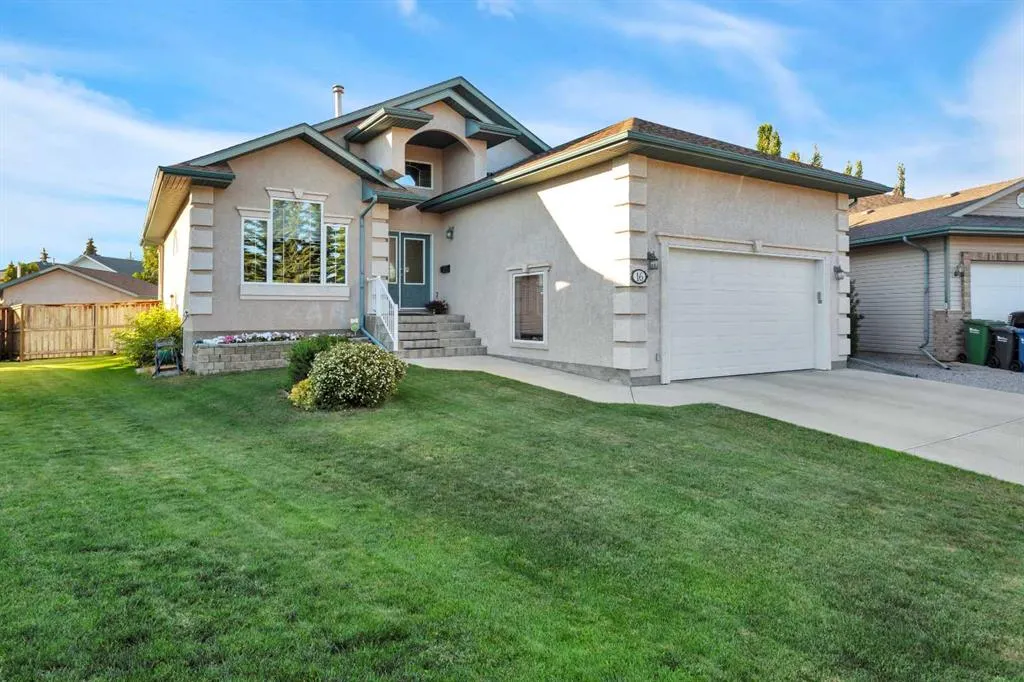 16 Ahlstrom Close