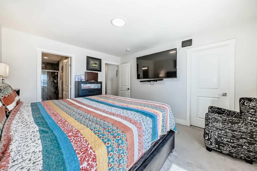 56 Cornerbrook View NE