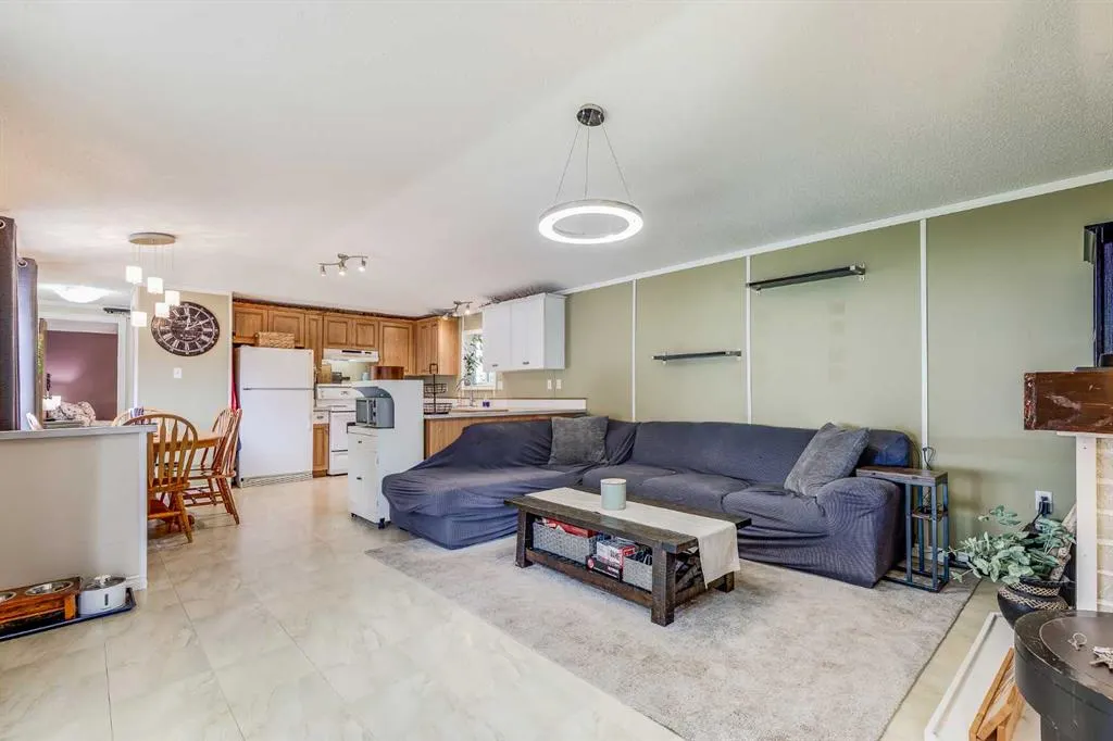 649 Main Street N, #53