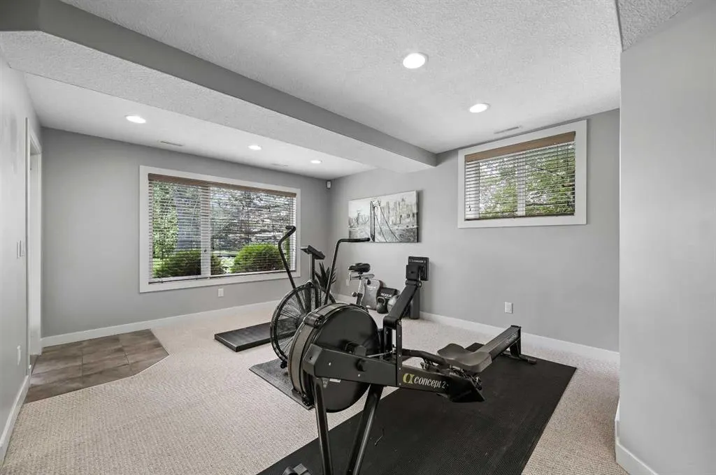 23 Elgin Estates Hill SE