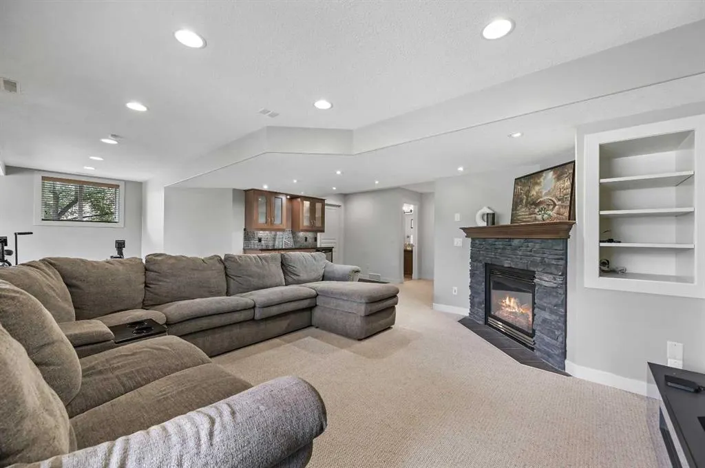 23 Elgin Estates Hill SE
