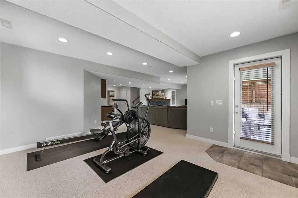 23 Elgin Estates Hill SE