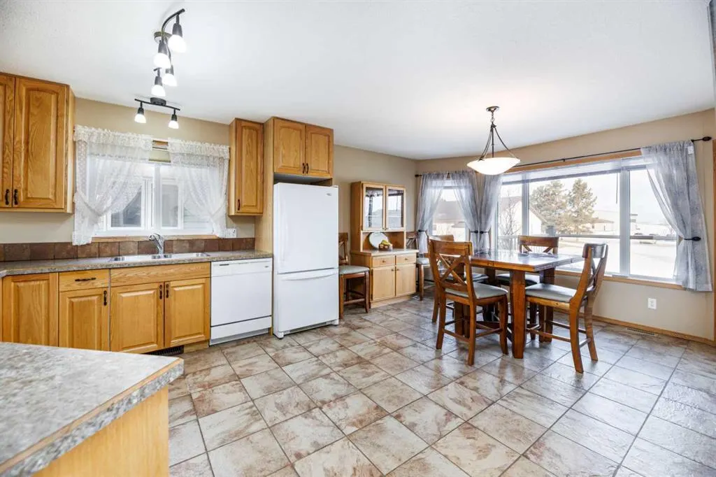 4583 Eastview Crescent