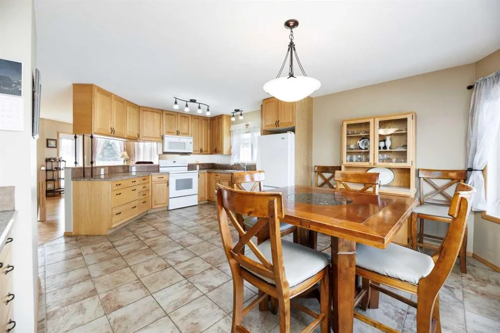 4583 Eastview Crescent