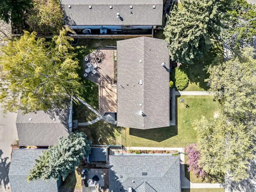 8 Heather Place SW