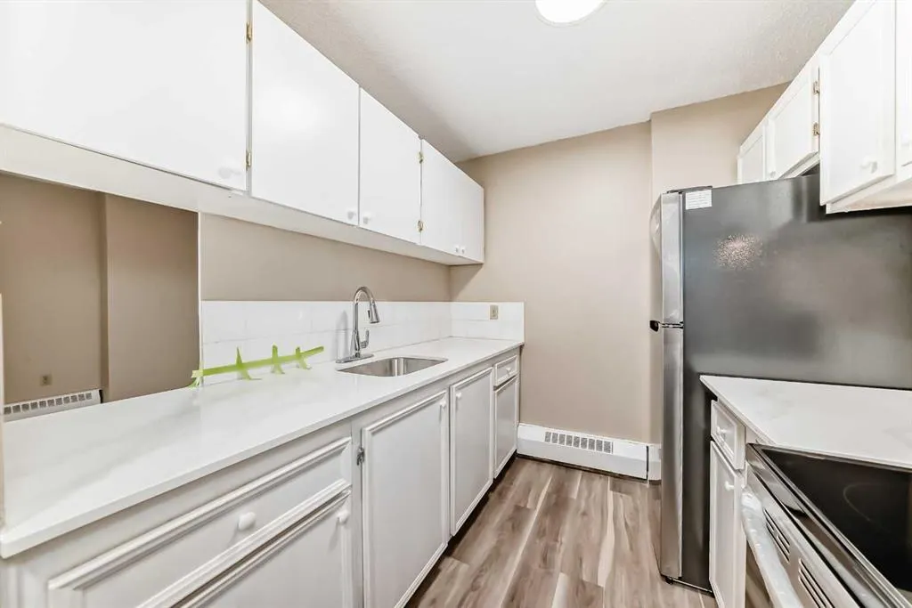 116 3 Avenue SE, #401