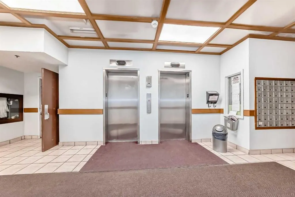 116 3 Avenue SE, #401