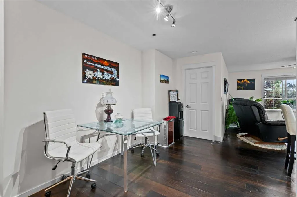 99 Copperstone Park SE, #1218