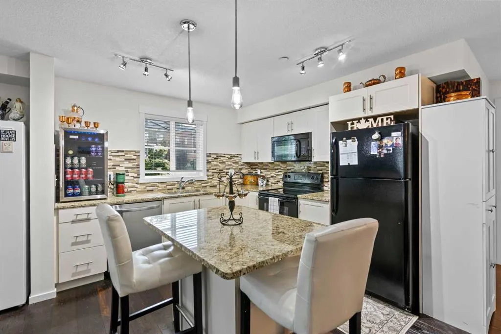 99 Copperstone Park SE, #1218