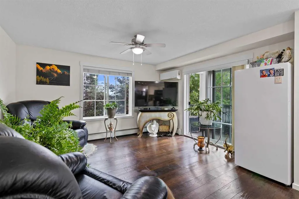 99 Copperstone Park SE, #1218