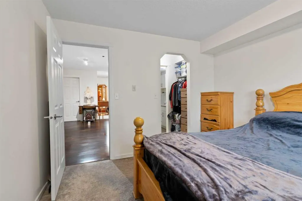 99 Copperstone Park SE, #1218