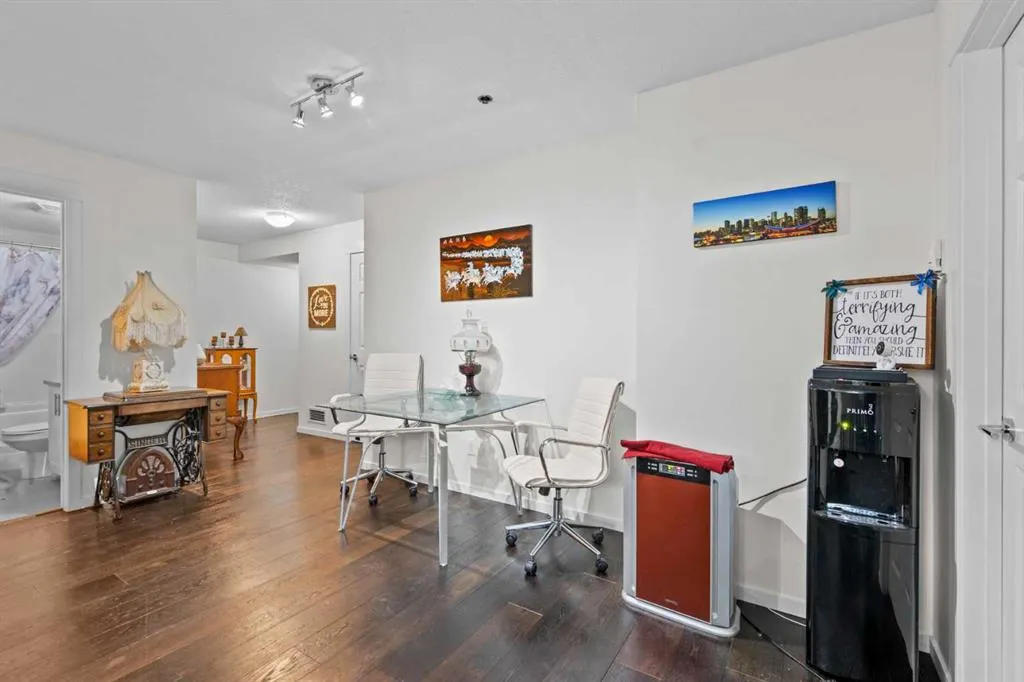 99 Copperstone Park SE, #1218