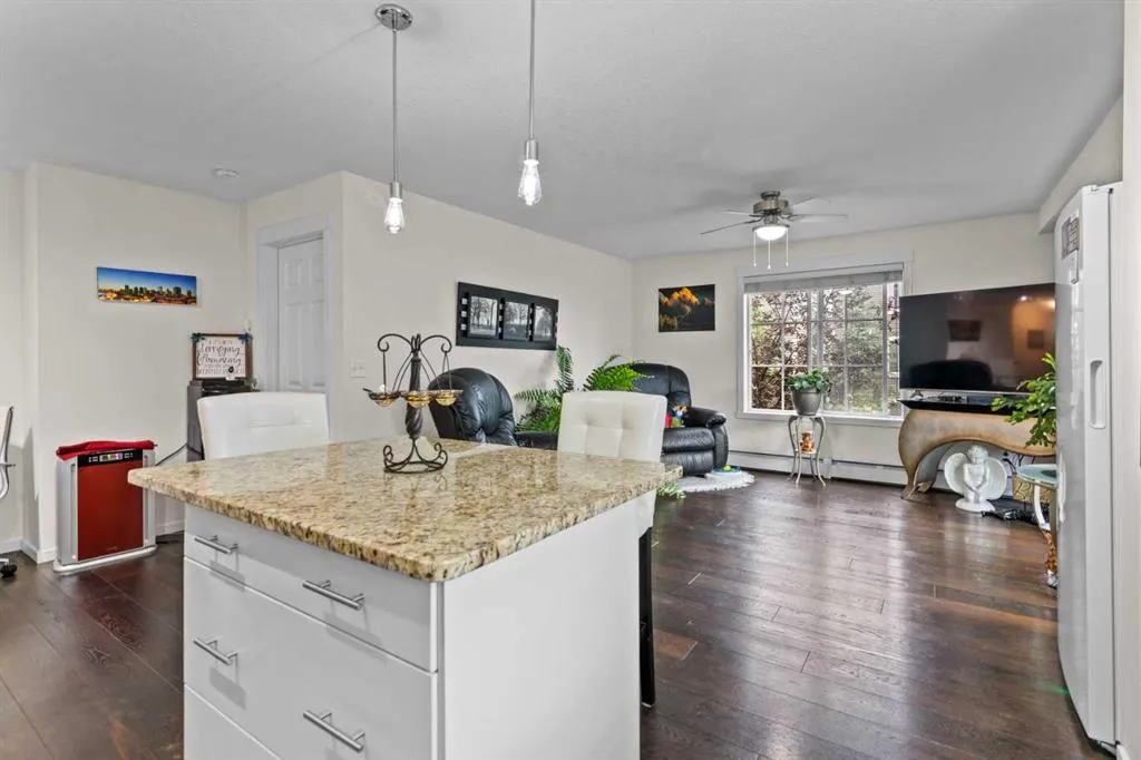 99 Copperstone Park SE, #1218