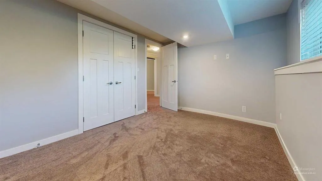 1310 20 Avenue