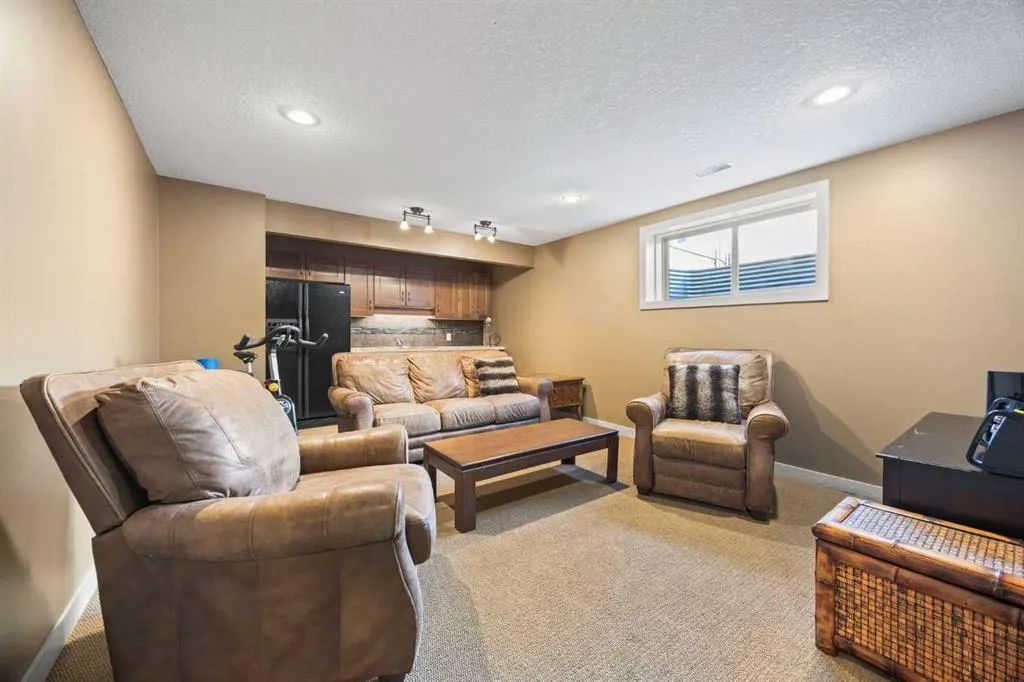 80 Tuscany Summit Terrace NW