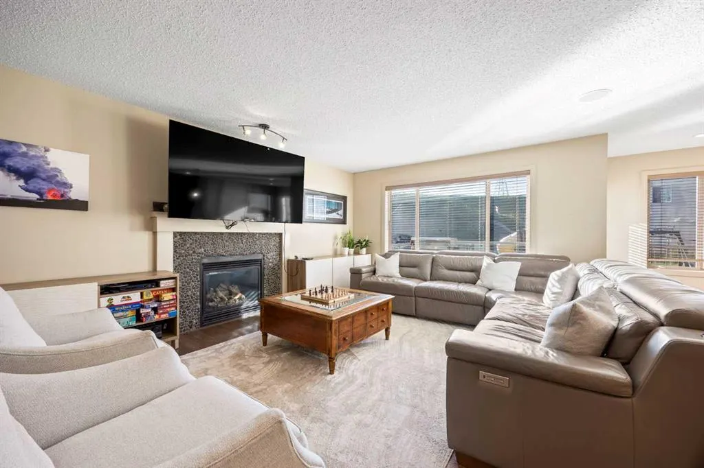 80 Tuscany Summit Terrace NW