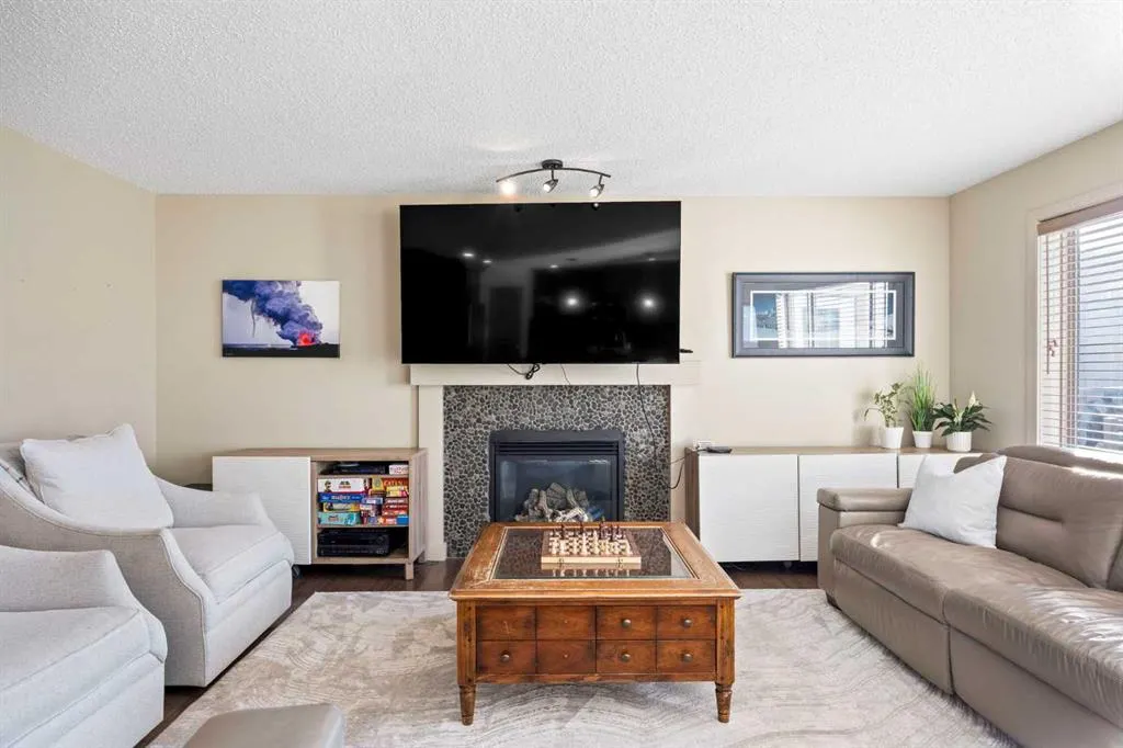 80 Tuscany Summit Terrace NW