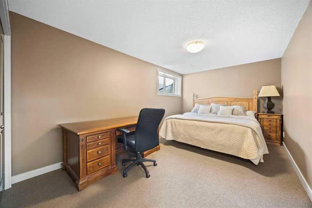 80 Tuscany Summit Terrace NW