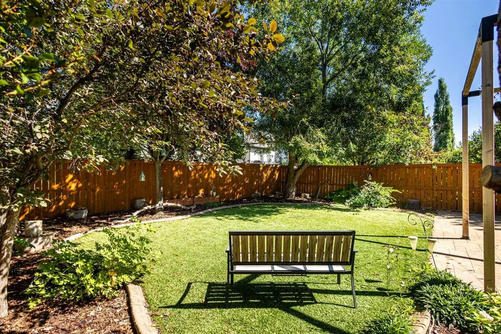 113 Wentworth Close SW