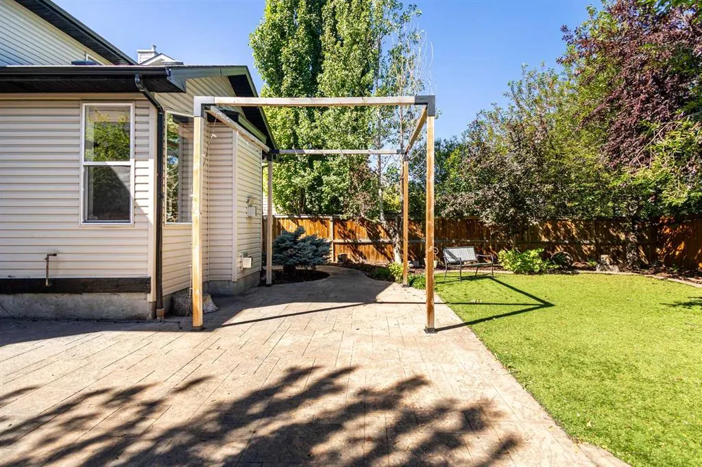 113 Wentworth Close SW