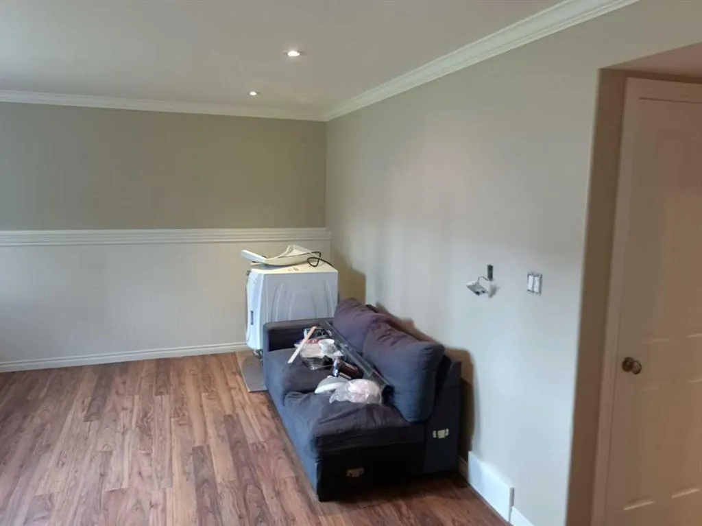 2 Holsworth Place