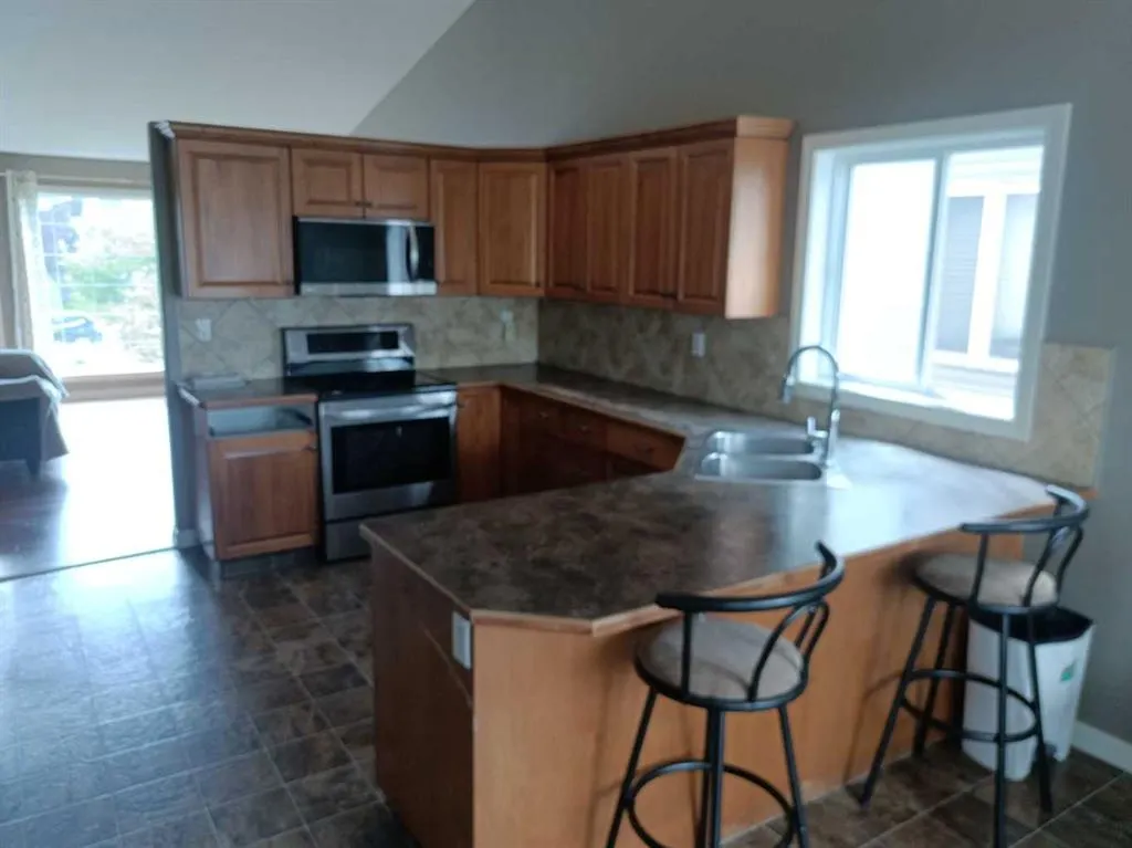 2 Holsworth Place