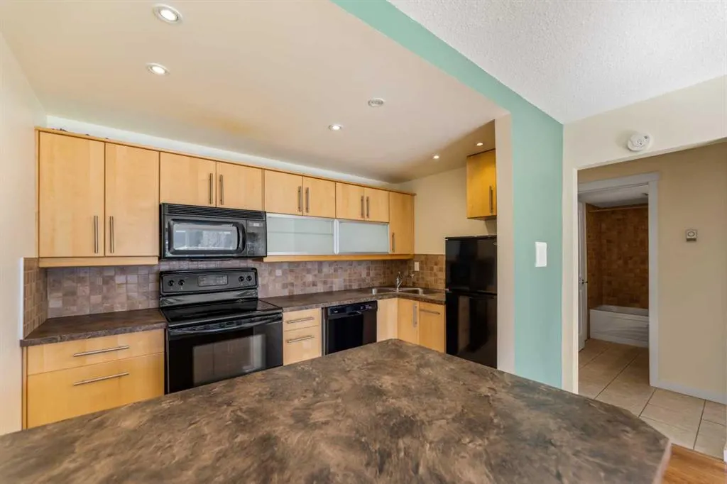 1717 Westmount Road NW, #10