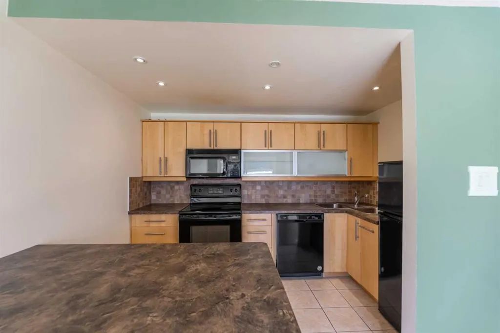 1717 Westmount Road NW, #10