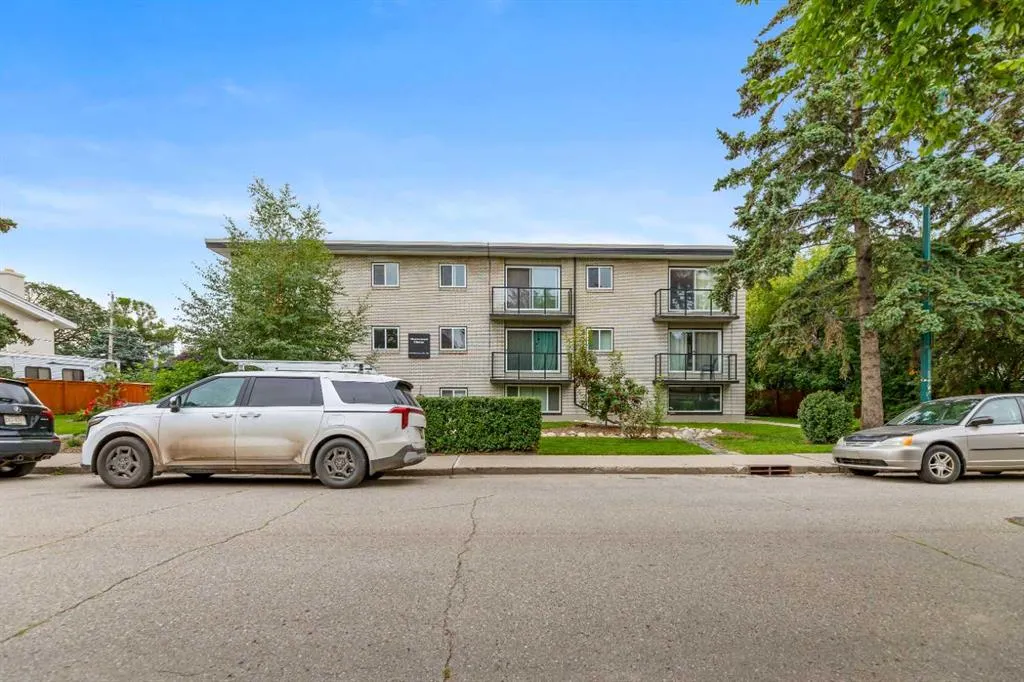 1717 Westmount Road NW, #10