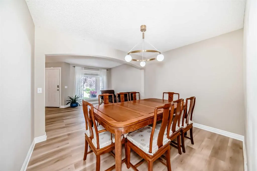173 Tuscany Ridge Park NW
