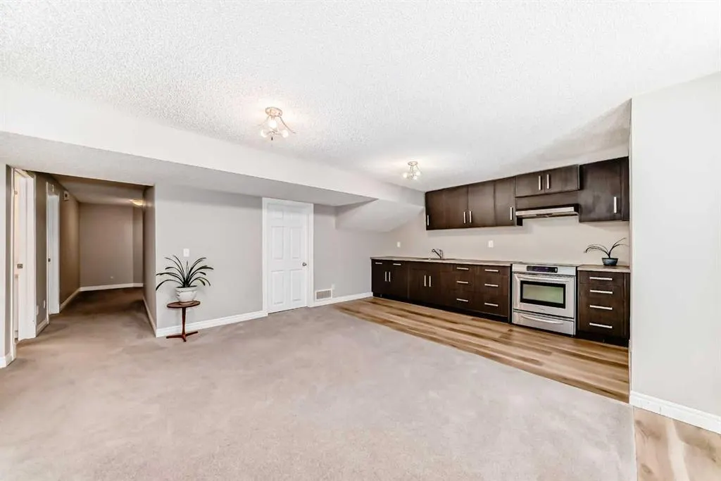 173 Tuscany Ridge Park NW