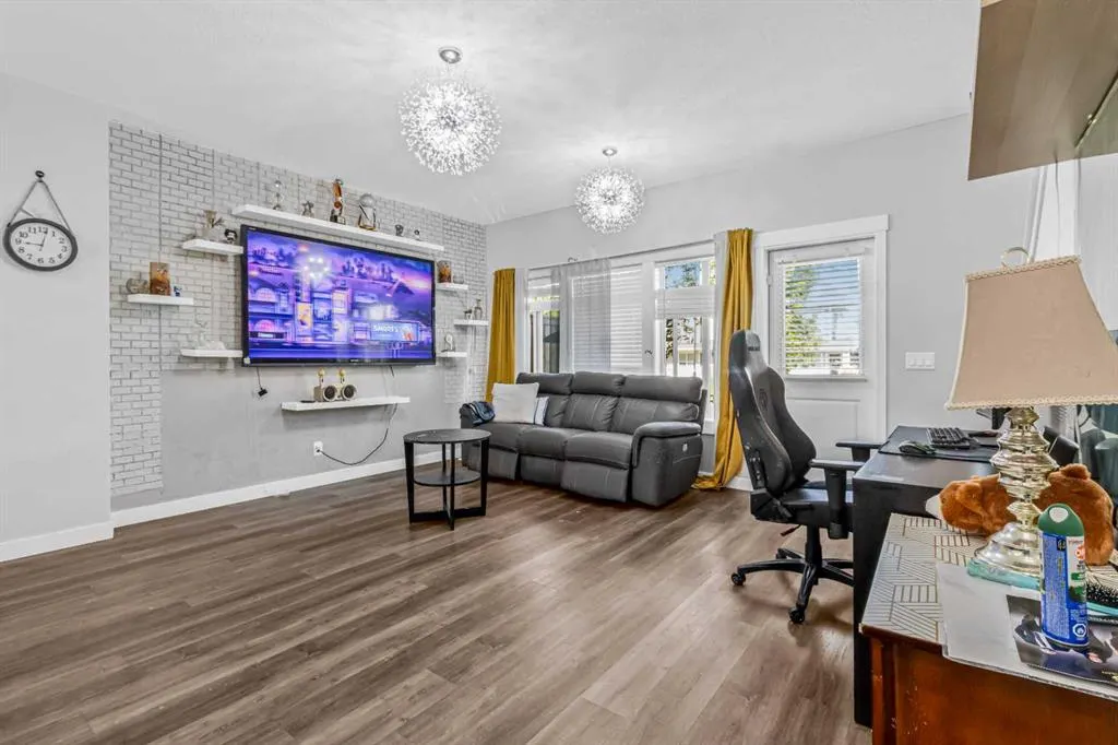 351 Monteith Drive SE, #94