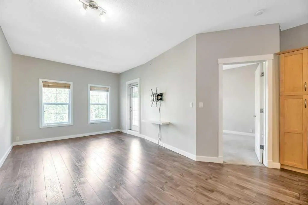 5605 Henwood Street SW, #3209